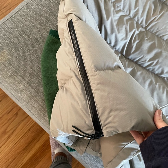 HH woman's coat - Picture 6 of 9